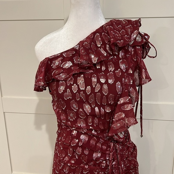 Veronica Beard "Leighton" dress in metallic pattern. - Picture 3 of 7